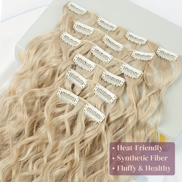 Natural Ash light Blonde  Curly , Wavy 24 in Clip in hair extensions - Picture 9 of 10